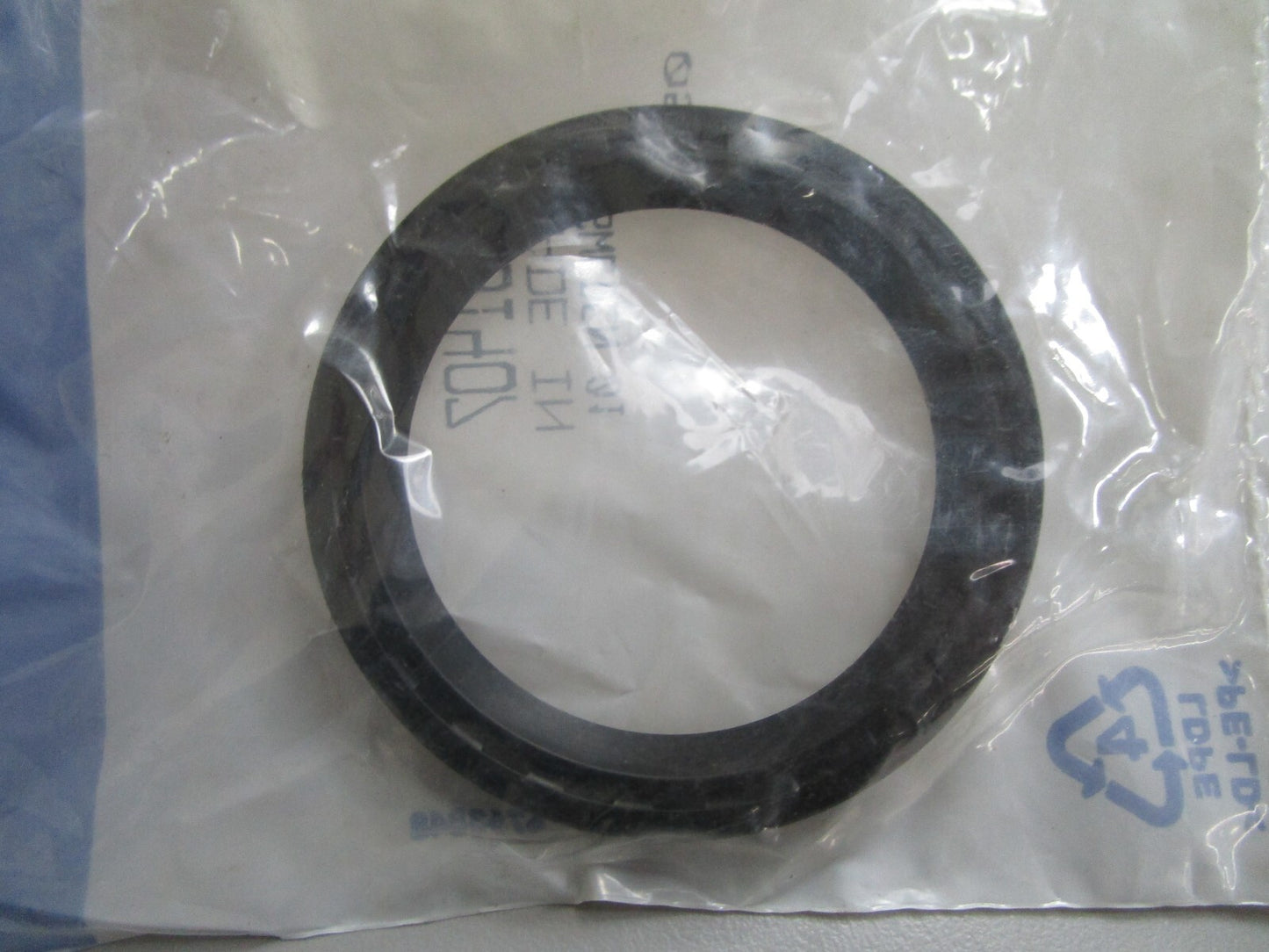 *NEW OEM* 0820 Volvo Penta Sealing Ring 851407