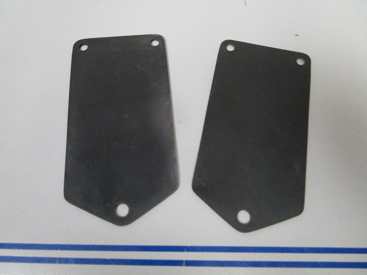 *NEW OEM* (LOT OF 2) 0810 OMC Johnson Evinrude Gasket 319853 0319853