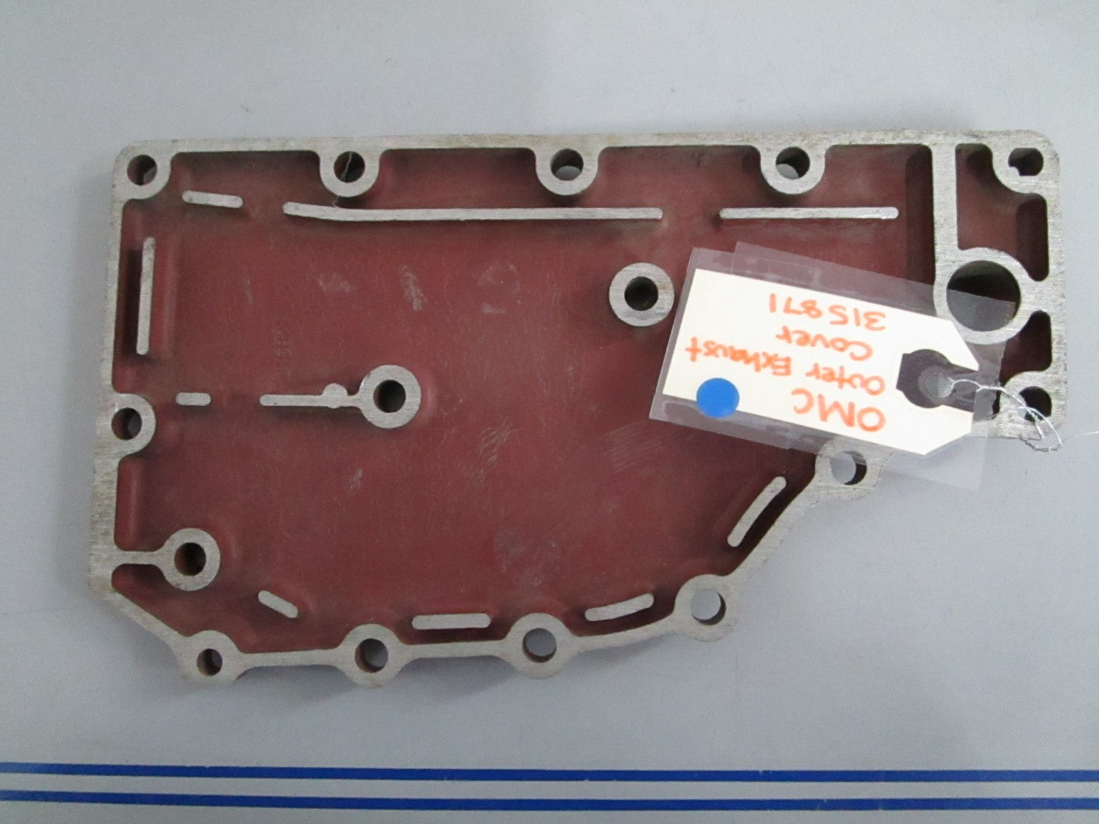NEW OEM 315871 0315871 OMC Johnson Evinrude Outer Exhaust Cover 0820