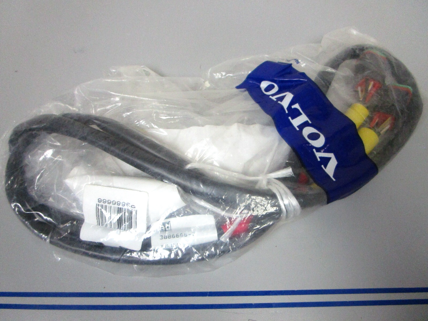 *NEW OEM* 0720 Volvo Penta Wire Harness Cable 3886666