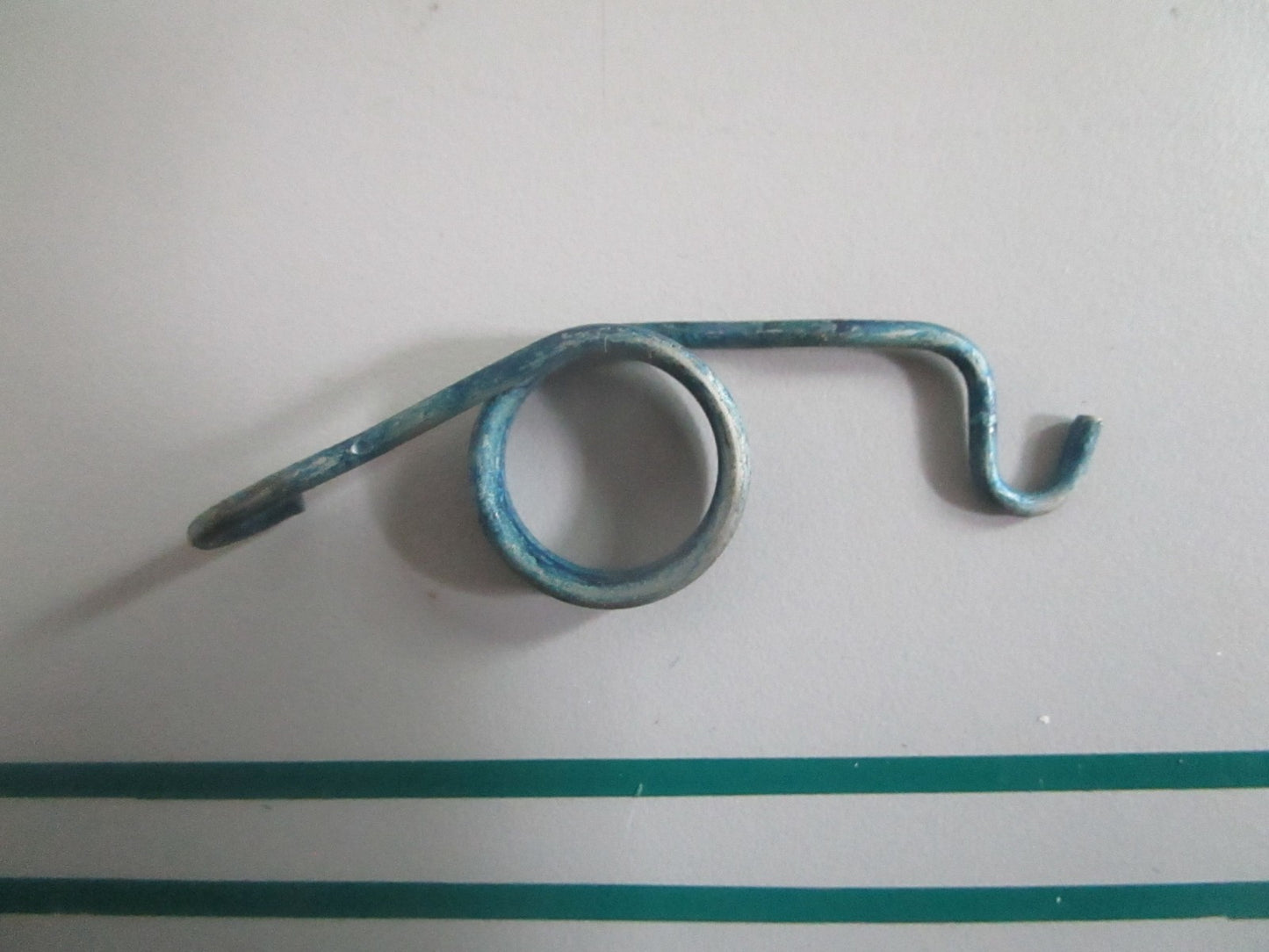 NEW OEM 321721 0321721 OMC Johnson Evinrude Spring 0820