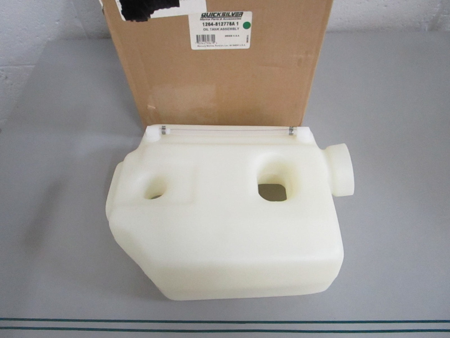 NEW OEM 1264-812778A1 Mercury Quicksilver Oil Tank Assy 0820