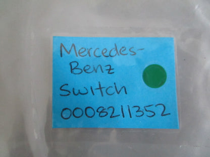 NEW OEM 0008211352 Mercedes-Benz Switch 0820
