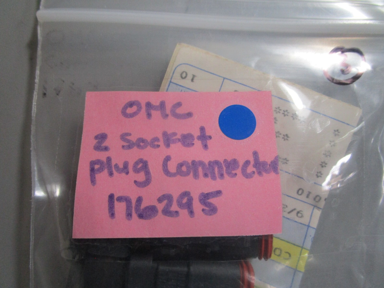 *NEW OEM* 0810 OMC Johnson Evinrude 2 Socket Plug Connector 176295 0176295