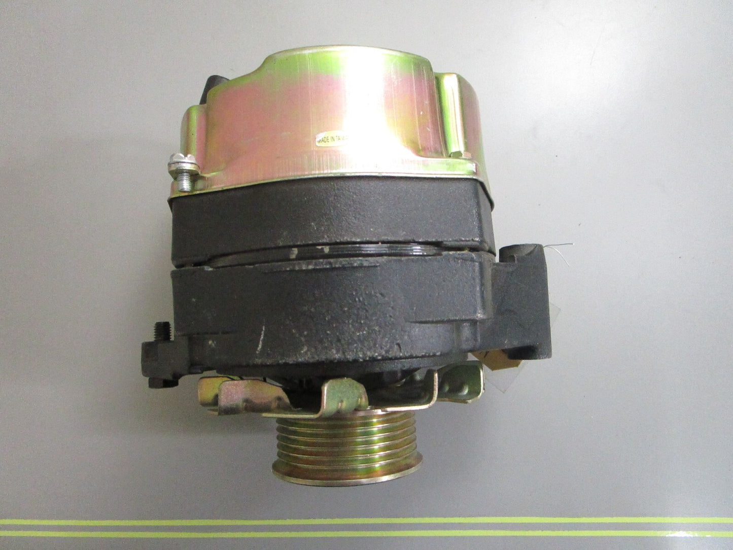 *NEW OEM* 0820 Mercury Quicksilver Alternator 889463R01