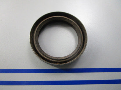 NEW OEM 321504 0321504 OMC Johnson Evinrude Upper Crankshaft Oil Seal 0810