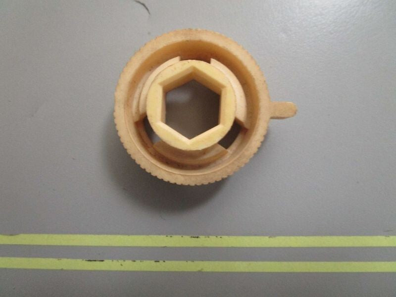 *NEW OEM* 0770 OMC Johnson Evinrude Knob 309394 0309394