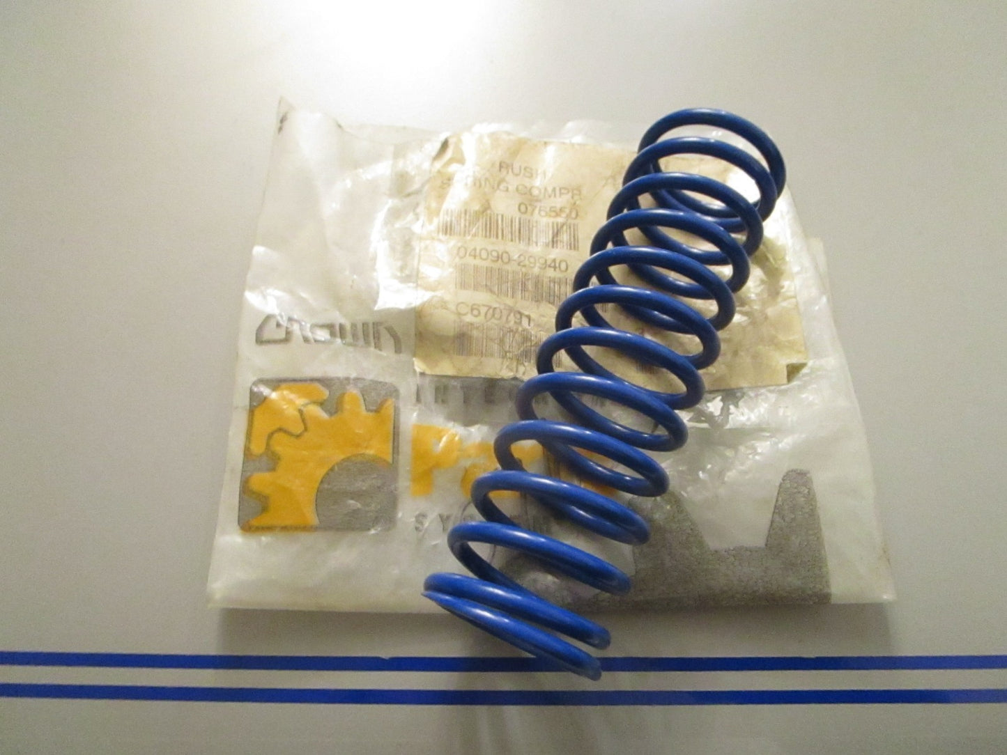 NEW OEM 076550 Crown Spring 0720