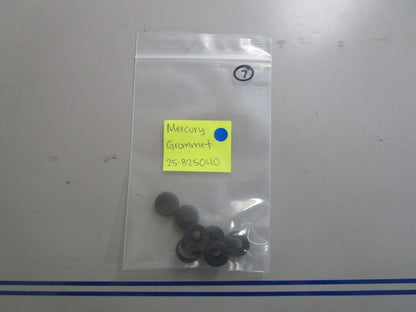 *NEW OEM* 0810 Mercury Quicksilver Grommet 25-825040
