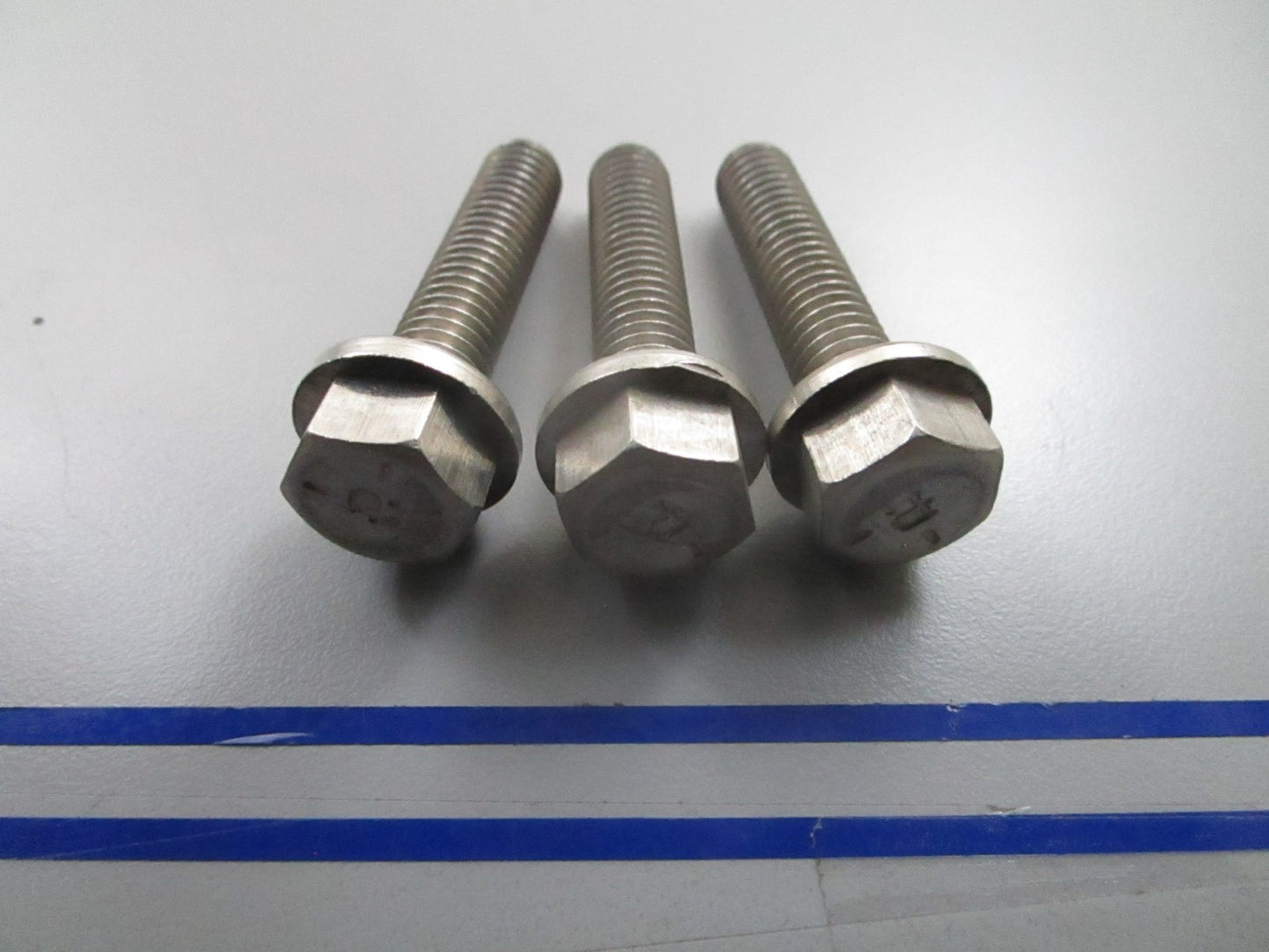 *NEW OEM* (LOT OF 3) 0810 OMC Johnson Evinrude Screw 3853262