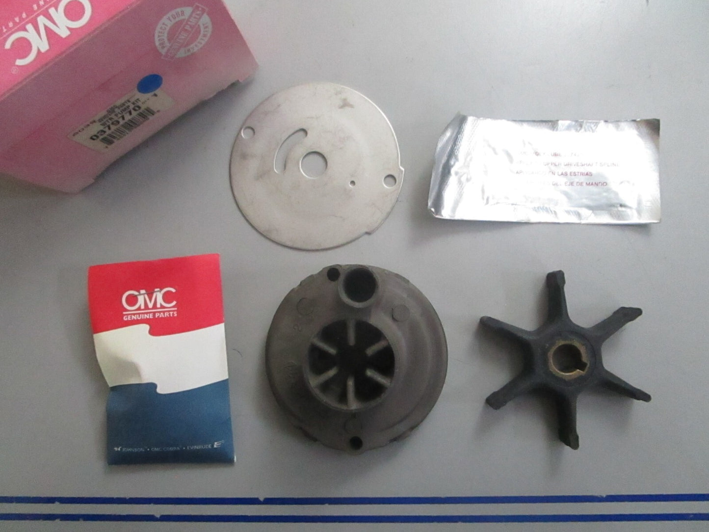 *NEW OEM* 0820 OMC Johnson Evinrude Water Pump Kit 379770 0379770