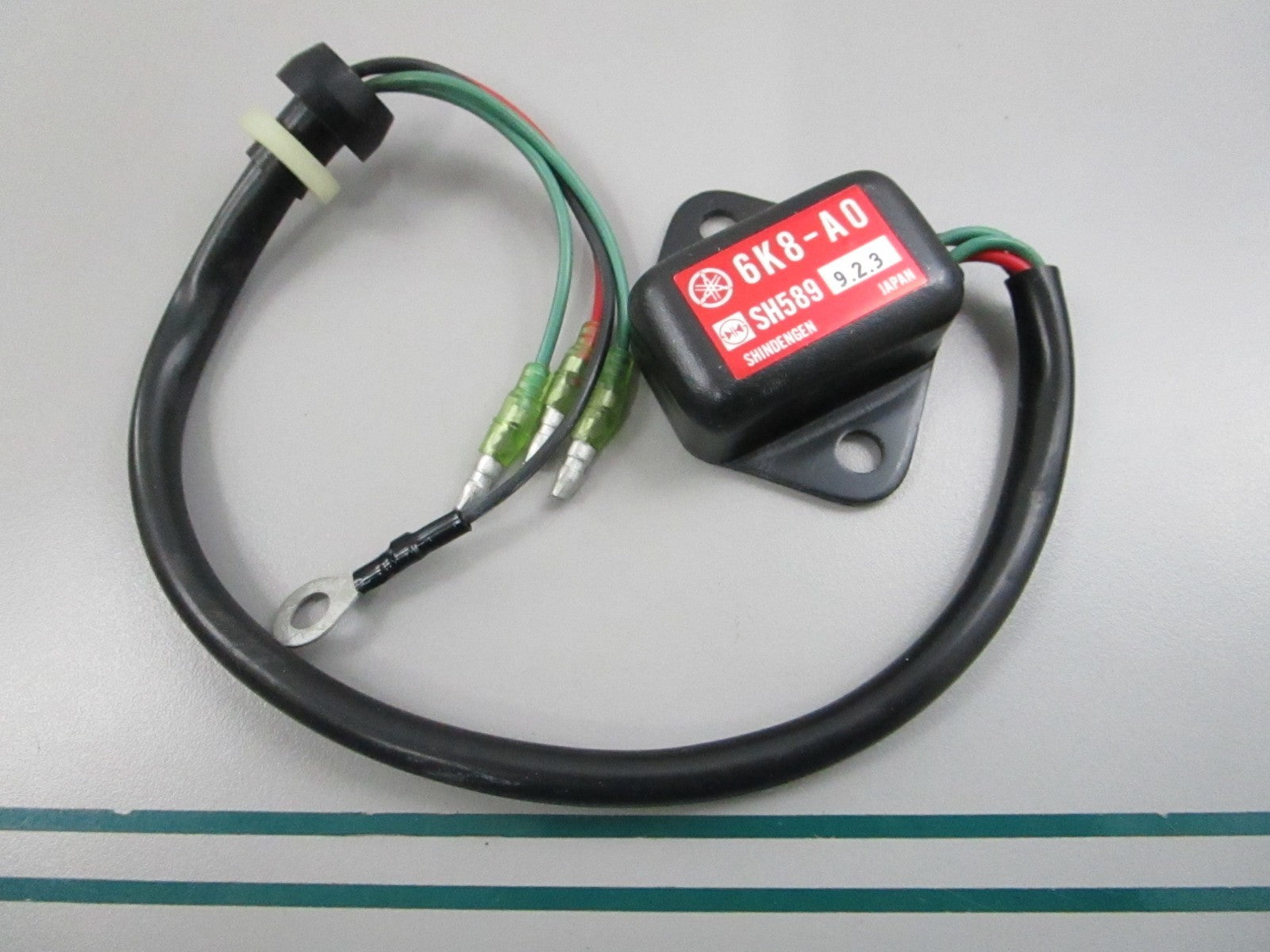 NEW OEM 6K8-81960-A0-00 Yamaha Voltage Regulator 0810