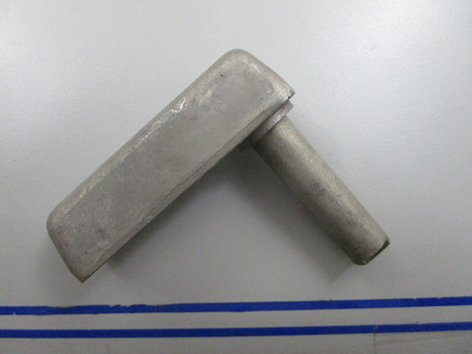 *NEW OEM* 0810 OMC Johnson Evinrude Latch & Handle 383685 0383685