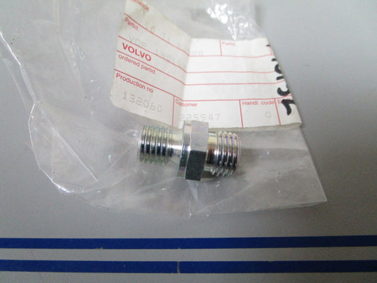 *NEW OEM* 0810 Volvo Penta Nipple 190132