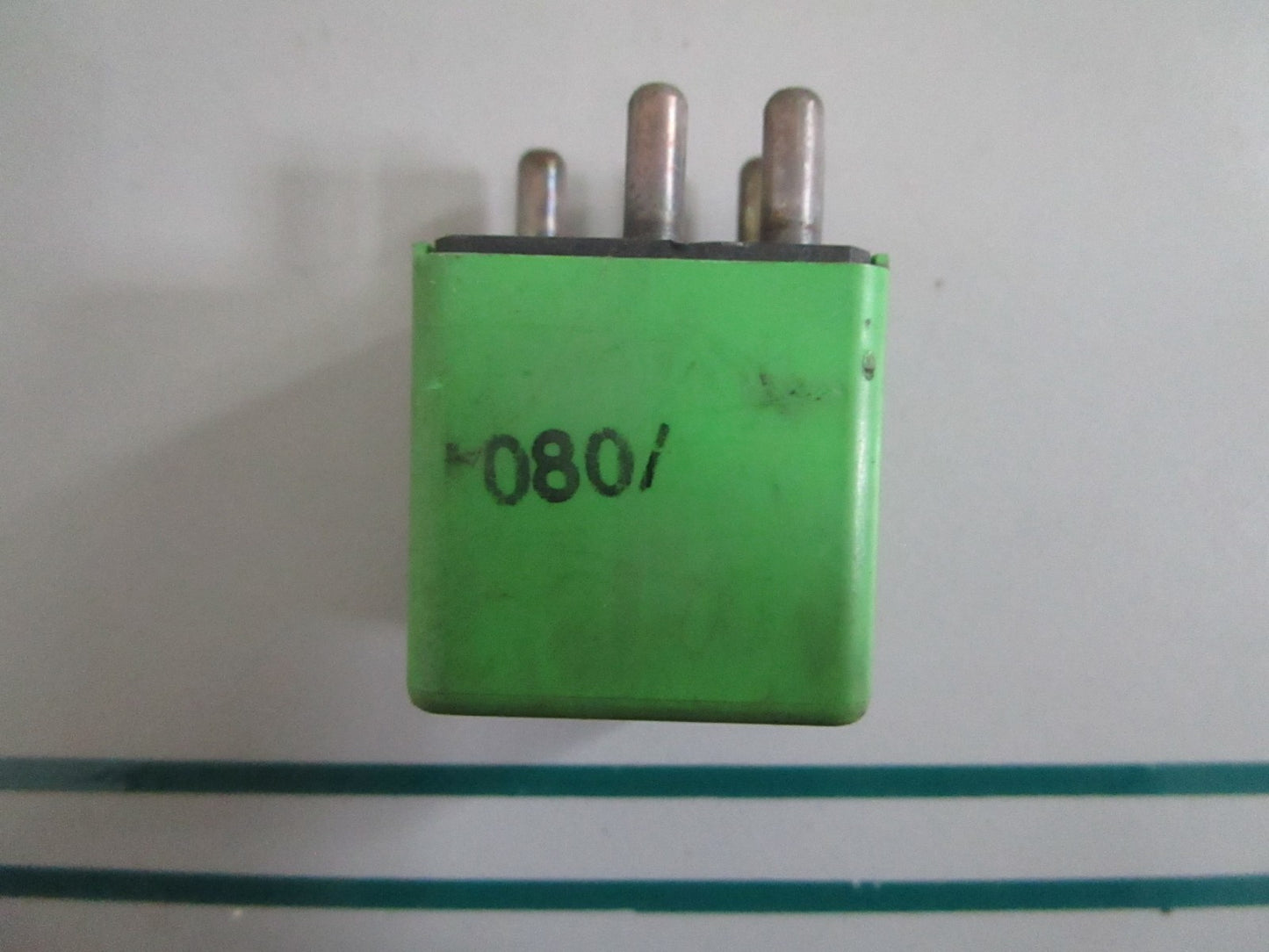 NEW OEM 1268202026 Mercedes-Benz Relay 0820