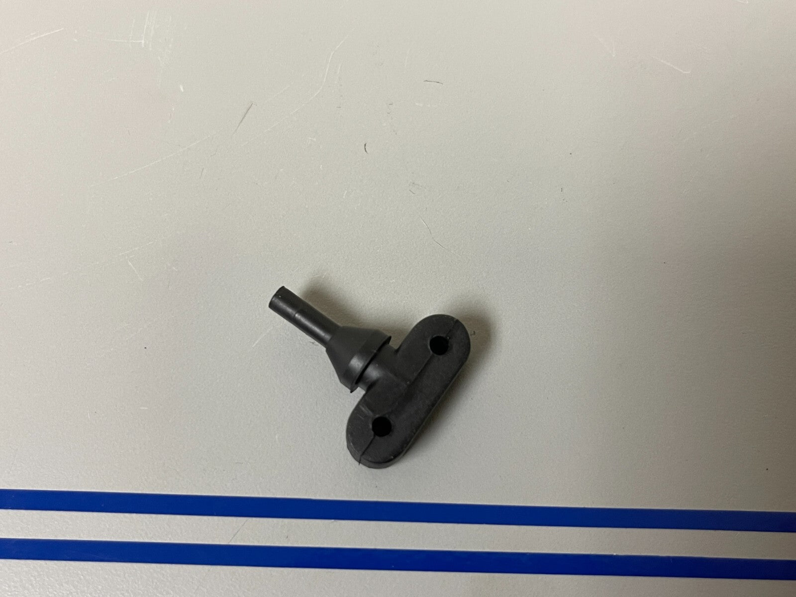 *NEW OEM* 0810 OMC Johnson Evinrude Rubber Holder 115194 0115194