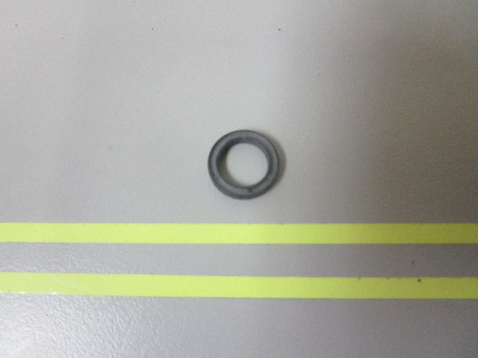 *NEW OEM* 0810 Mercury Quicksilver Seal 26-45577