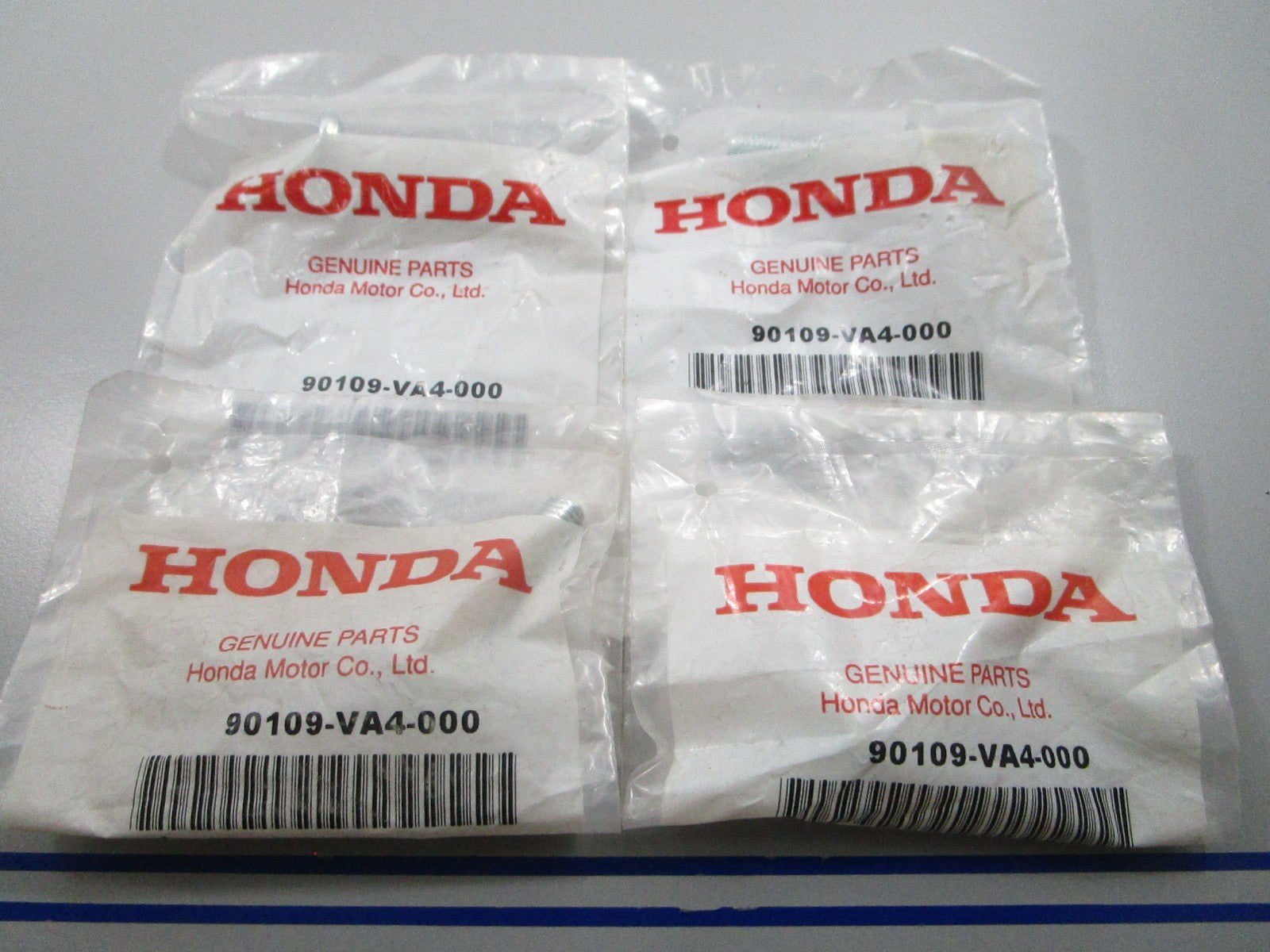 *NEW OEM* (LOT OF 4) 0810 Honda Bolt 90113-V10-000