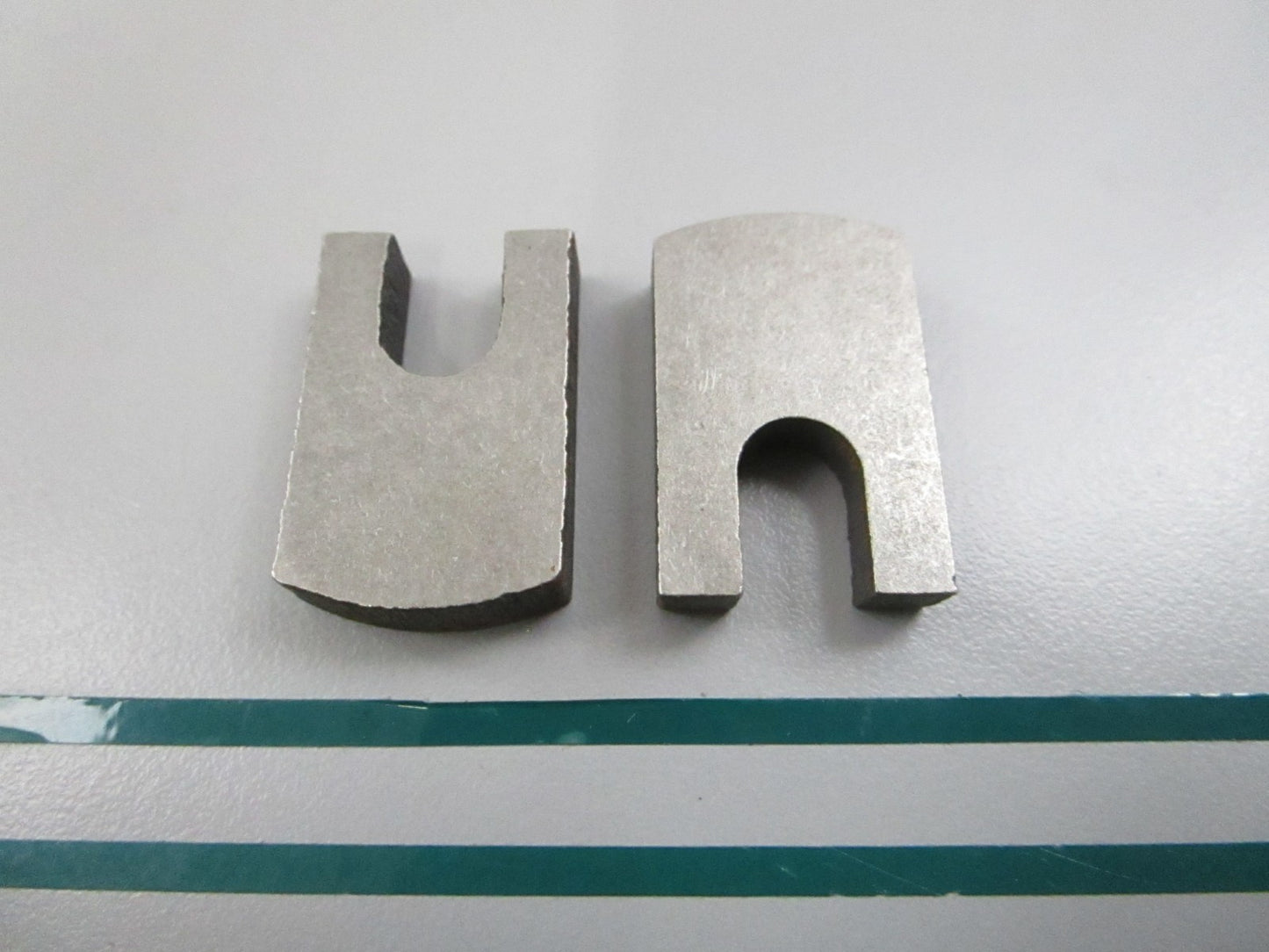 OMC Johnson Evinrude NEW OEM Retaining Tab 333957 0333957 (LOT OF 2) 0810