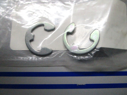 *NEW OEM* (LOT OF 2) 0810 Yamaha Circlip 93430-12008