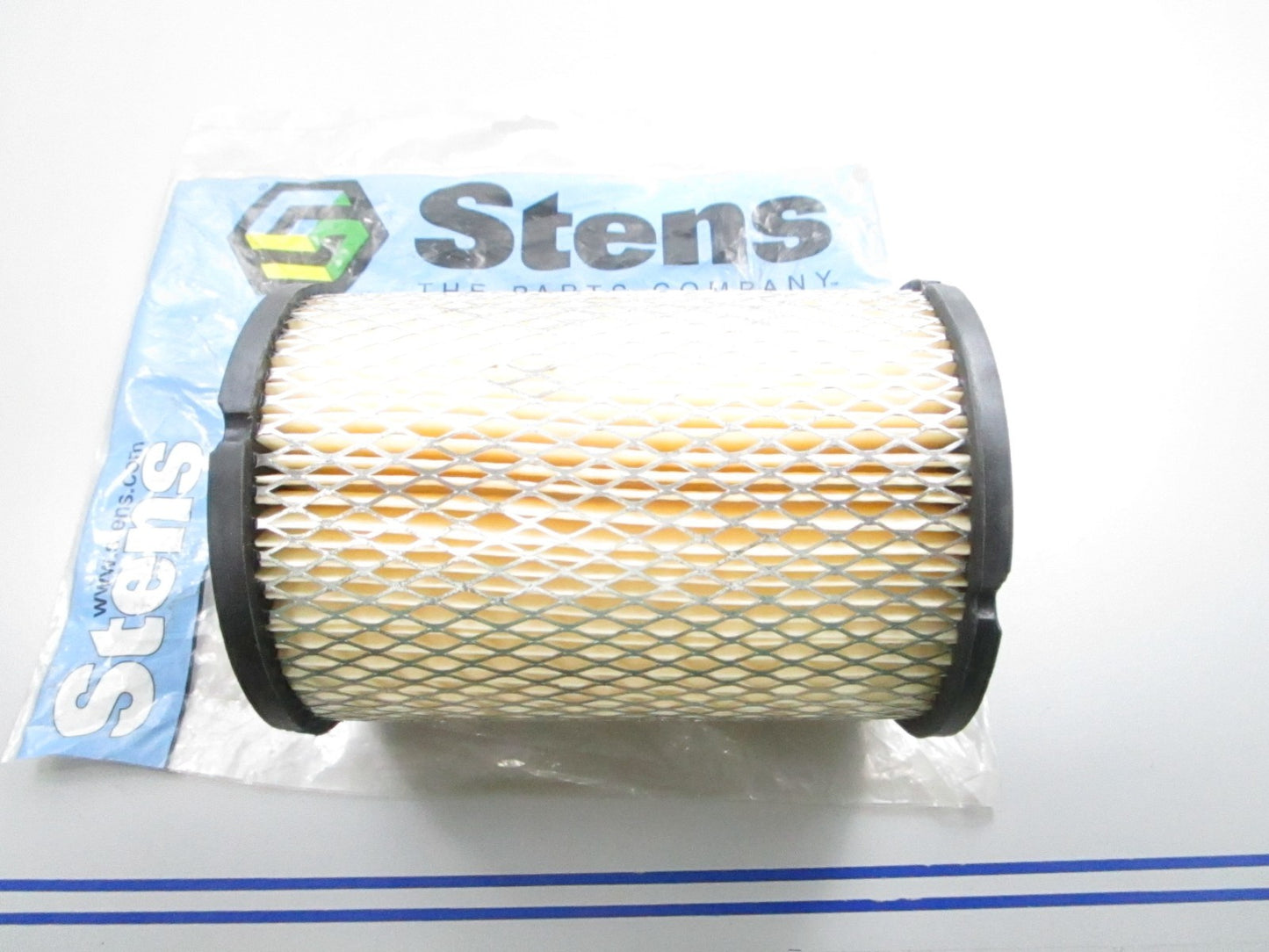 NEW Stens 100-069 Replaces: John Deere AM100137 Air Filter 0810