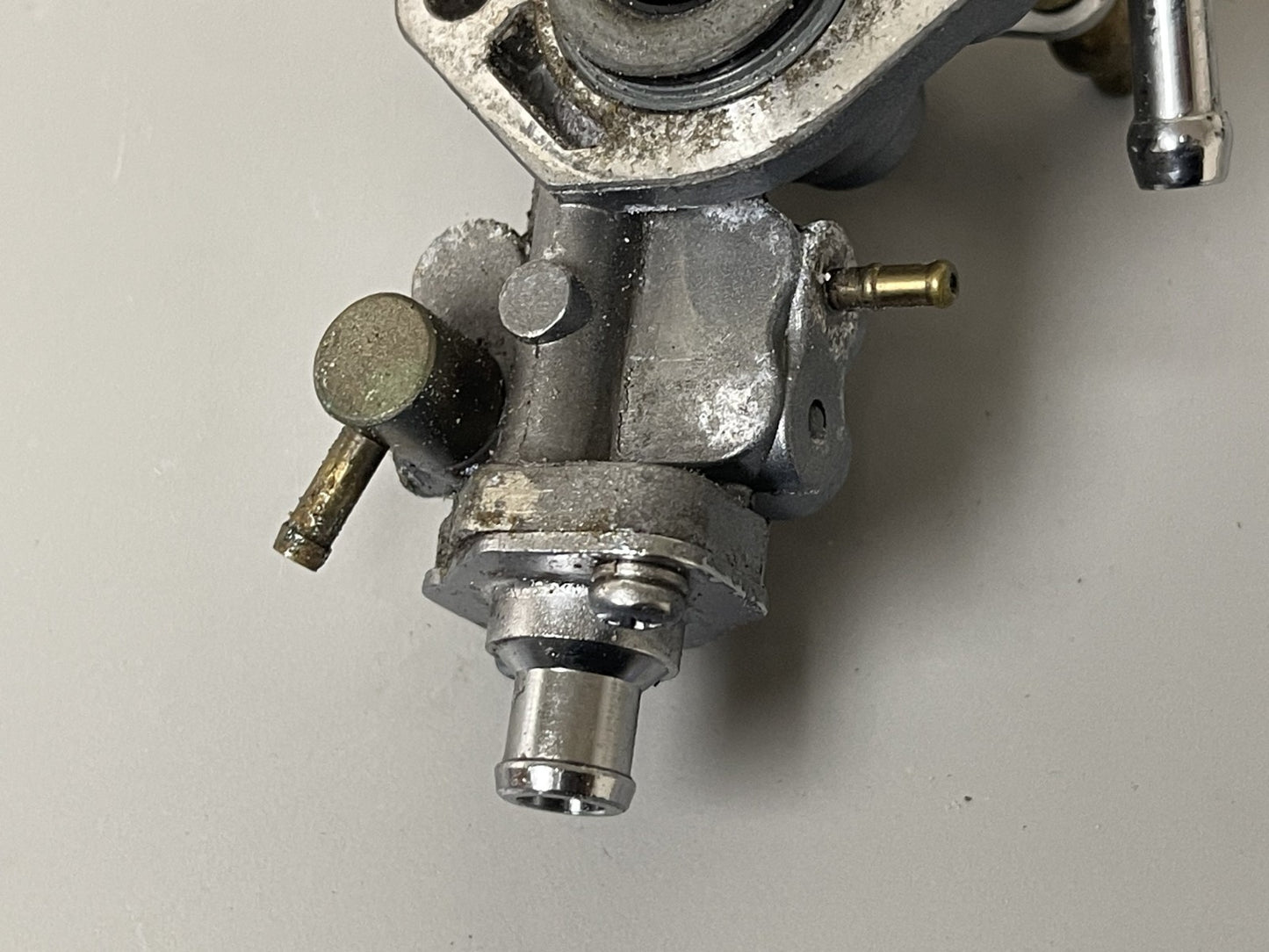 NEW OEM 6J8-13200-01-00 Yamaha Oil Pump 0670