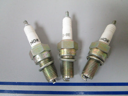 NEW (LOT OF 3) D-8E NGK Spark Plug 0810