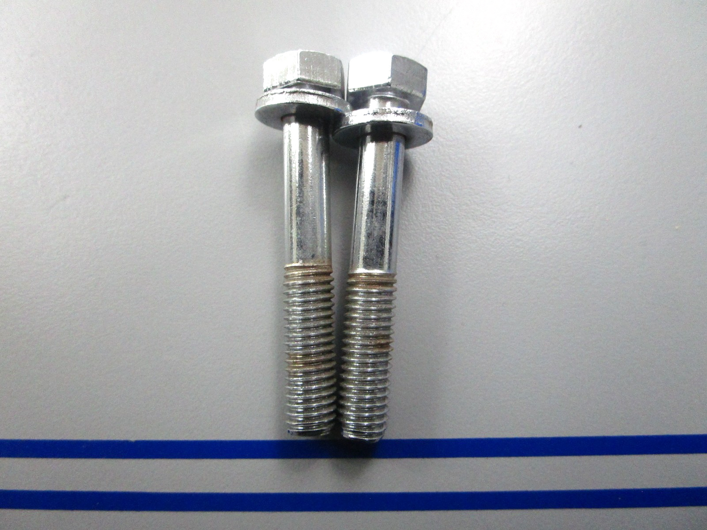 *NEW OEM* (LOT OF 2) 0810 Mercury Quicksilver Bolt 43091M