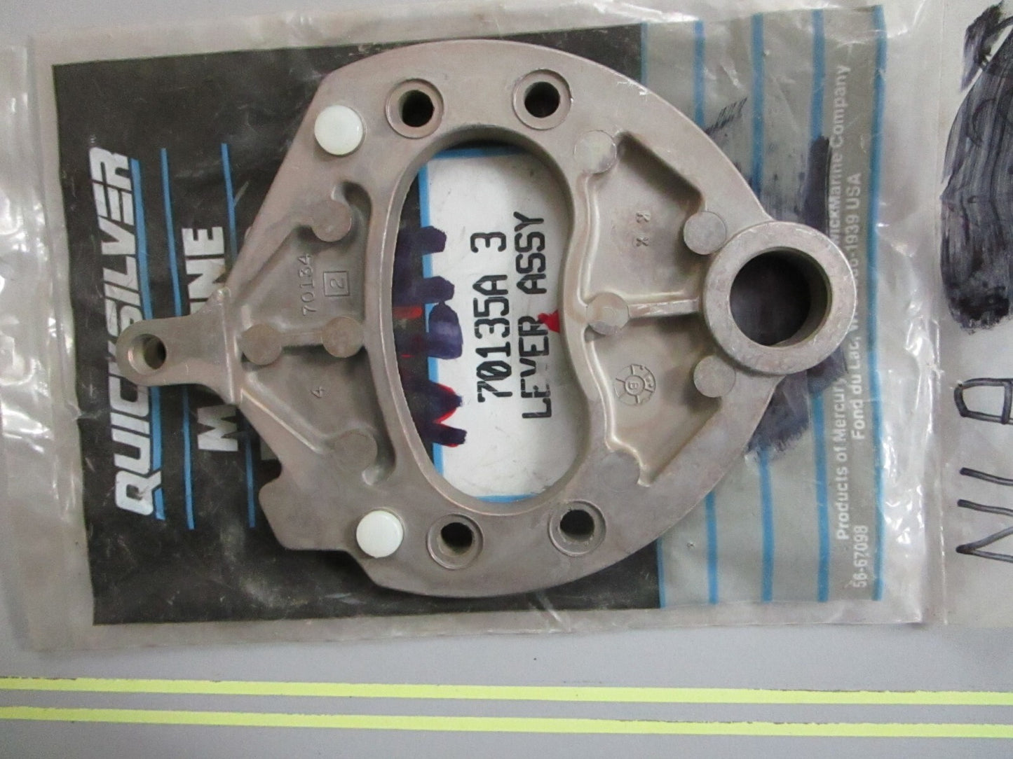 *NEW OEM* 0810 Mercury Quicksilver Lever Assembly 70135A3