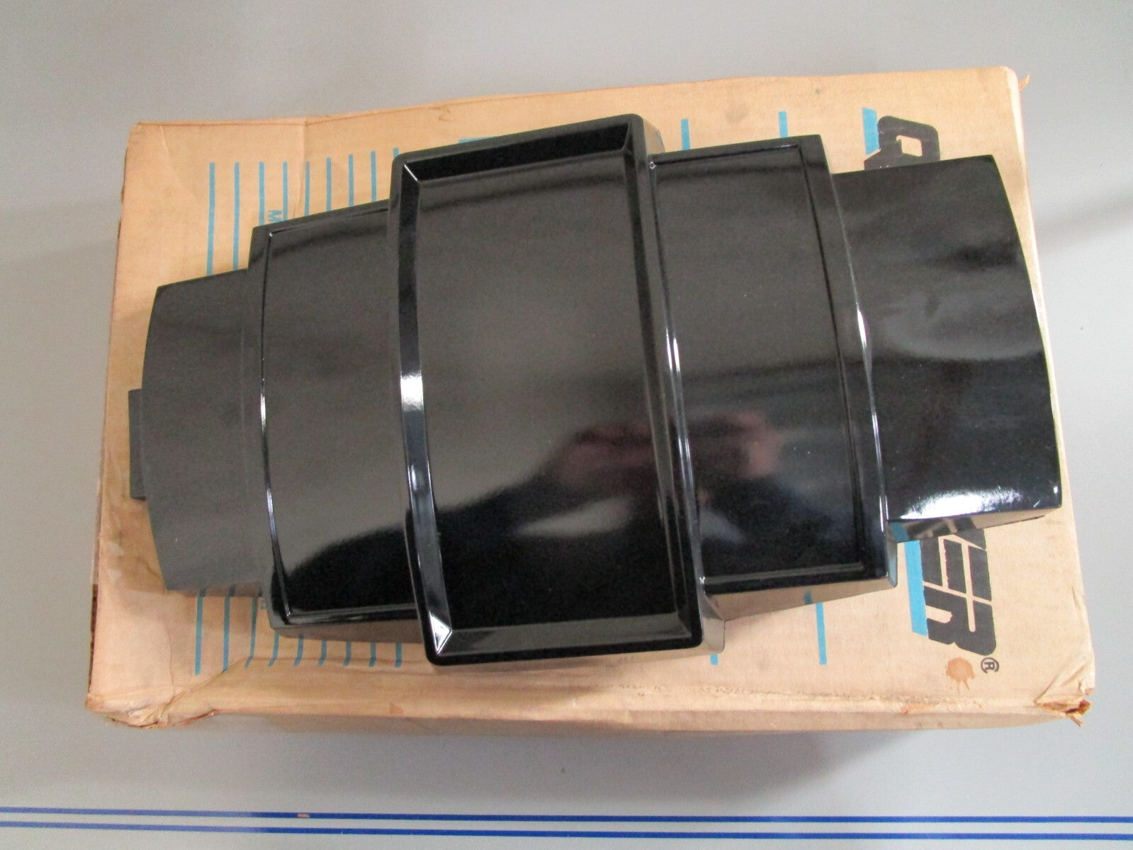 *NEW OEM* 0820 Mercury Quicksilver Front Cowl Cover 2149-7532A2
