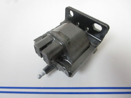 *NEW OEM* 0720 OMC Johnson Evinrude 302 181 CID 1990- 1993 3.0L Ignition Coil
