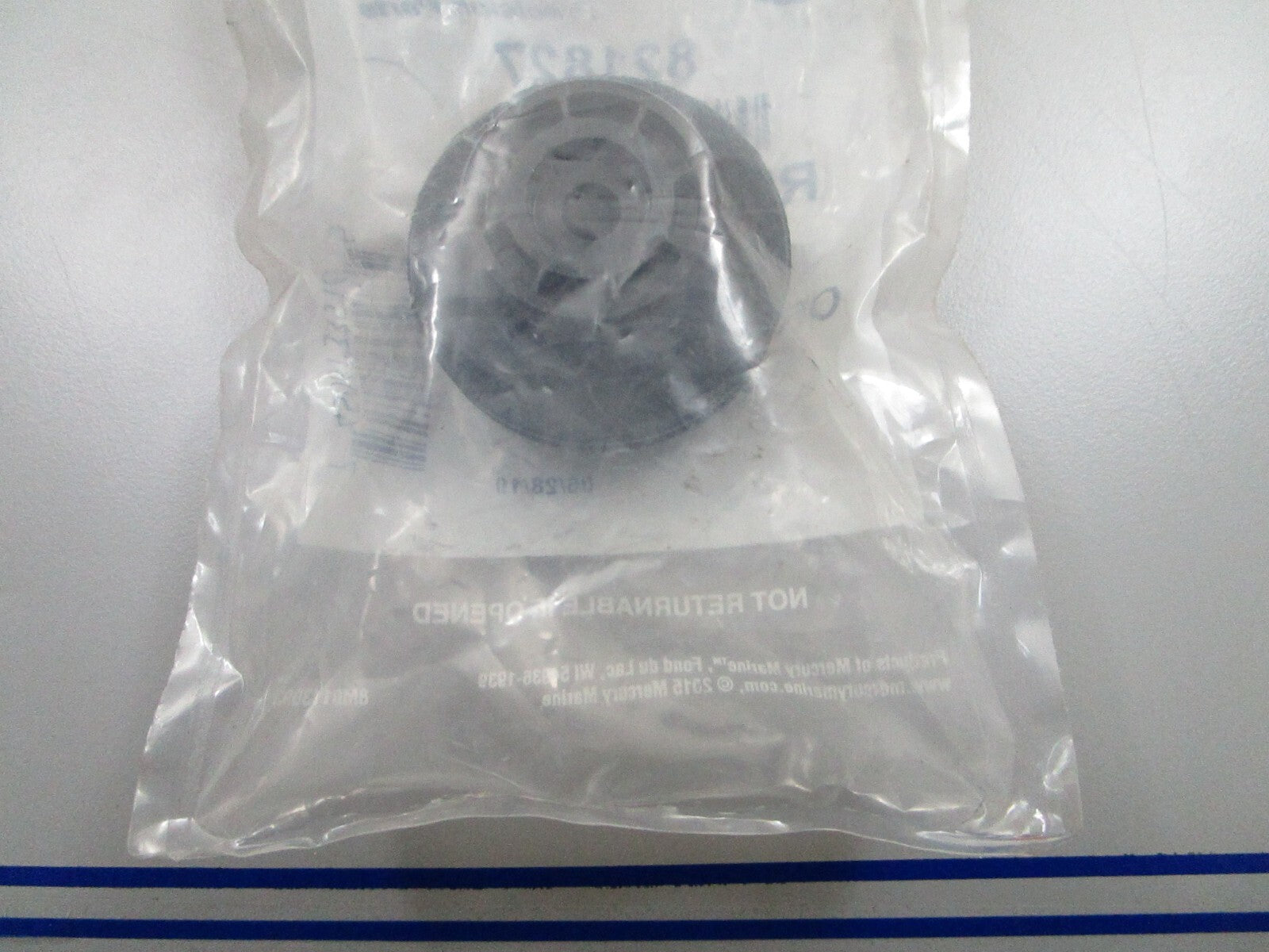 *NEW OEM* 0810 Mercury Quicksilver Shift Retainer 821827