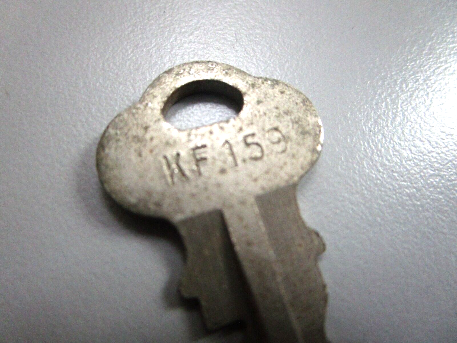 *NEW OEM* 0750 OMC Johnson Evinrude IGNITION KEY (KF159)  501674 0501674