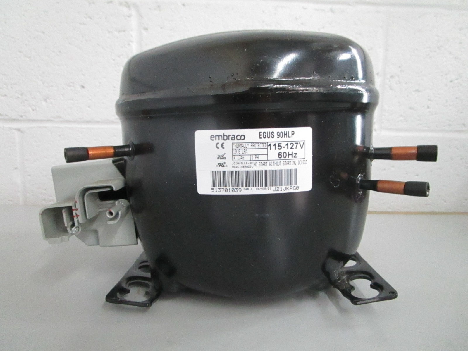*NEW OEM* 0820 Electrolux Compressor Kit 5304475102