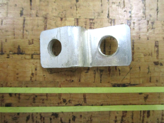 *NEW OEM* 0750 OMC Johnson Evinrude MOUNTING BRACKET 122787 0122787