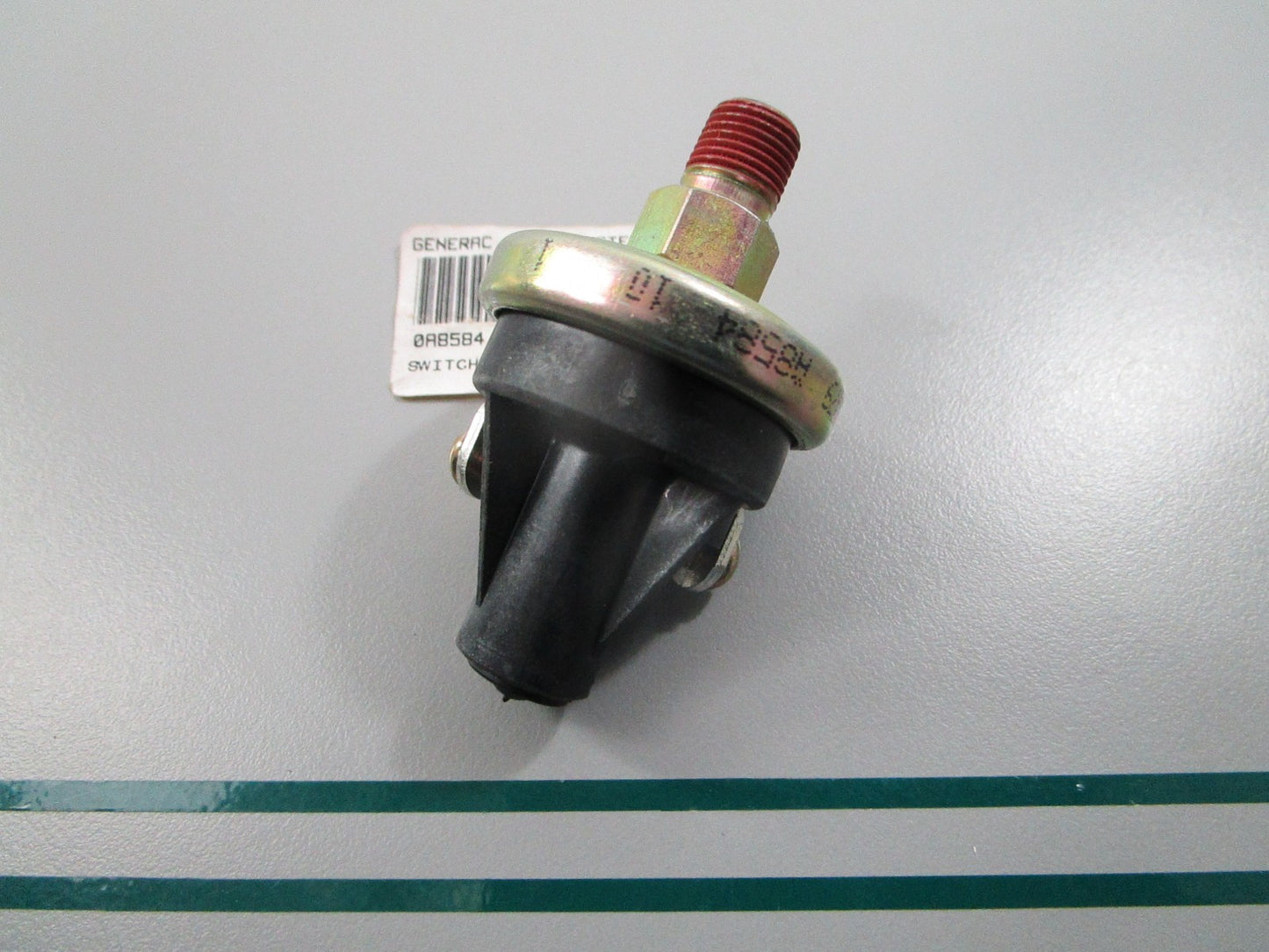 NEW OEM 0A8584 Generac 10PSI Oil Pressure Switch 0810