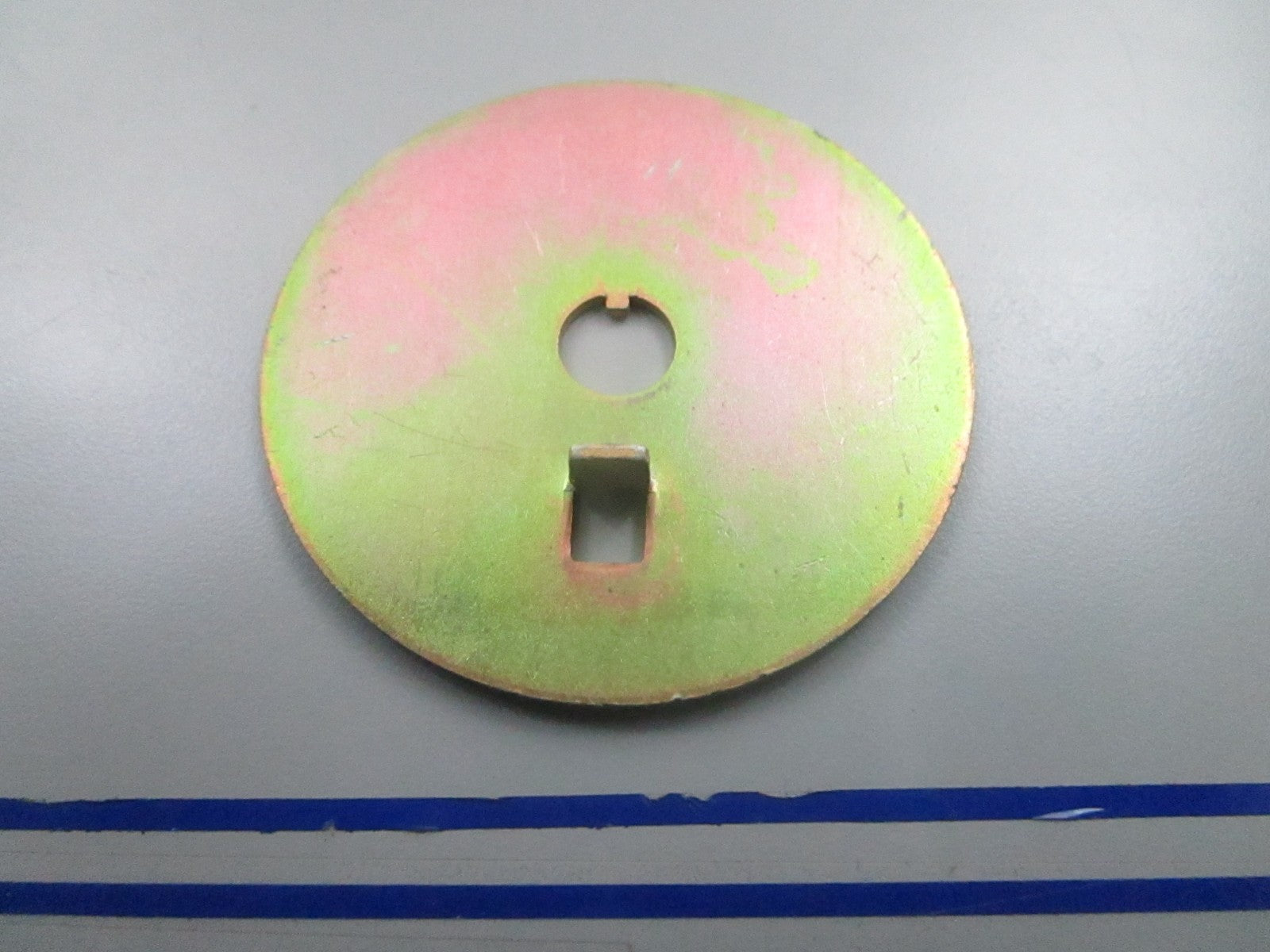 *NEW OEM* 0810 Mercury Quicksilver Retainer 20155