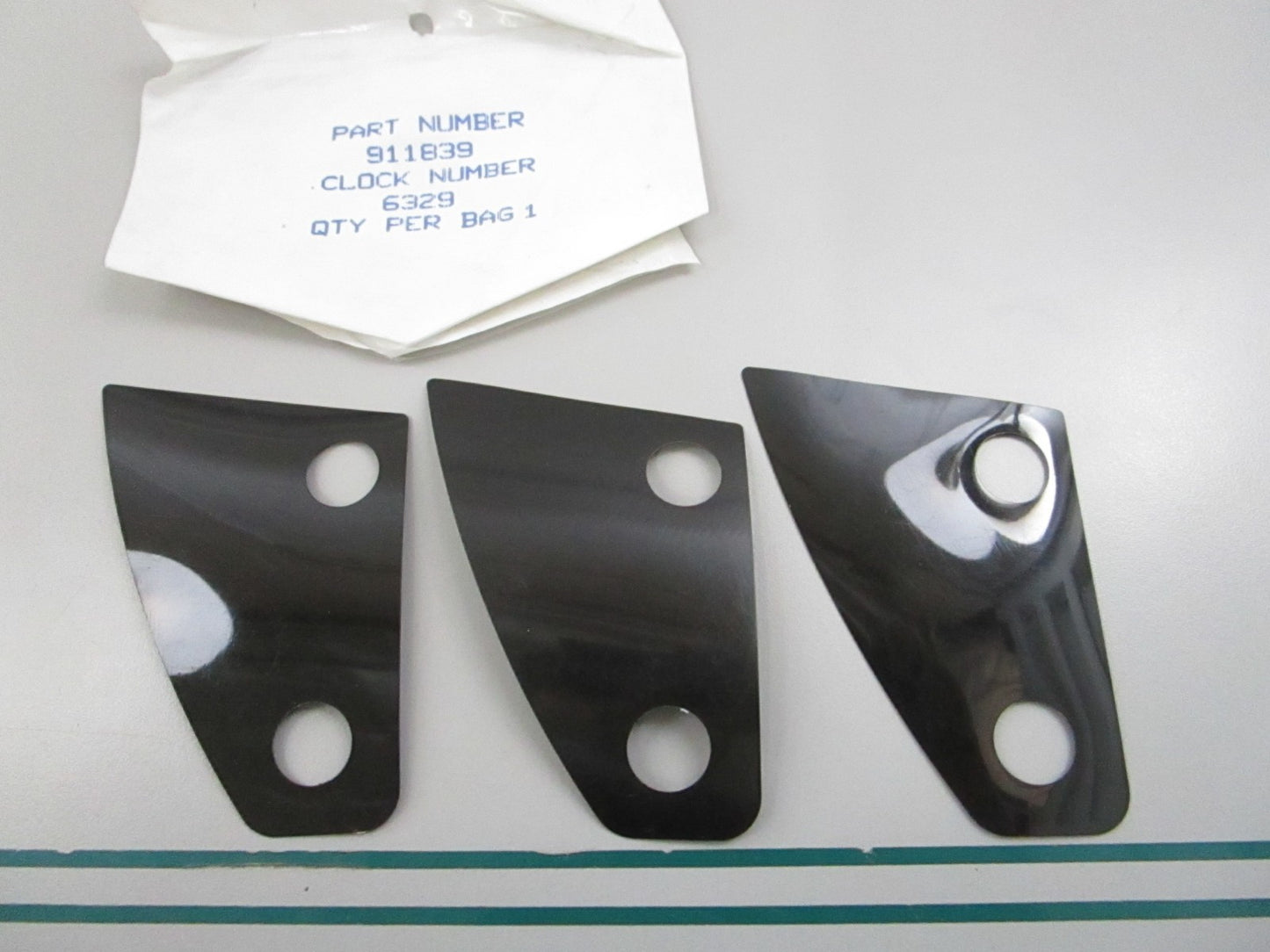 NEW OEM (LOT OF 3) 911879 0911879 OMC Johnson Evinrude Shim 0810