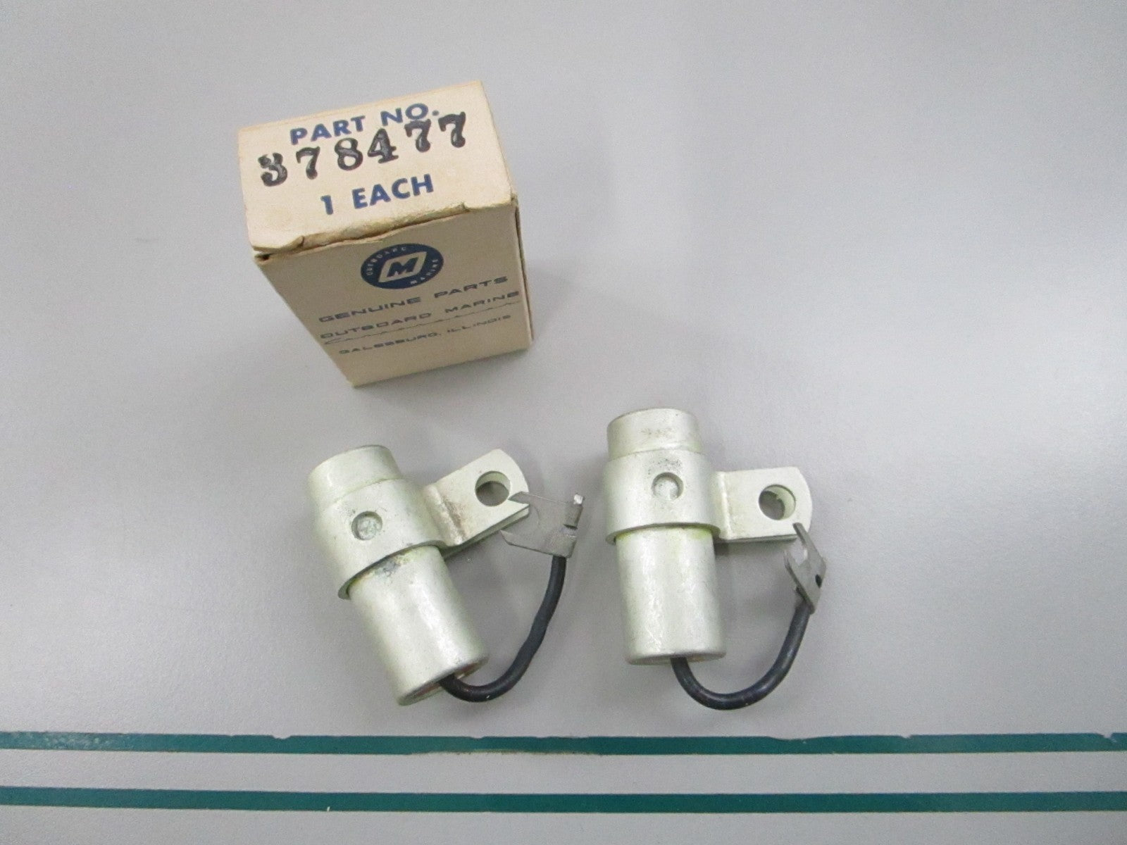 NEW OEM (LOT OF 2) 378477 0378477 OMC Johnson Evinrude Condenser 0810