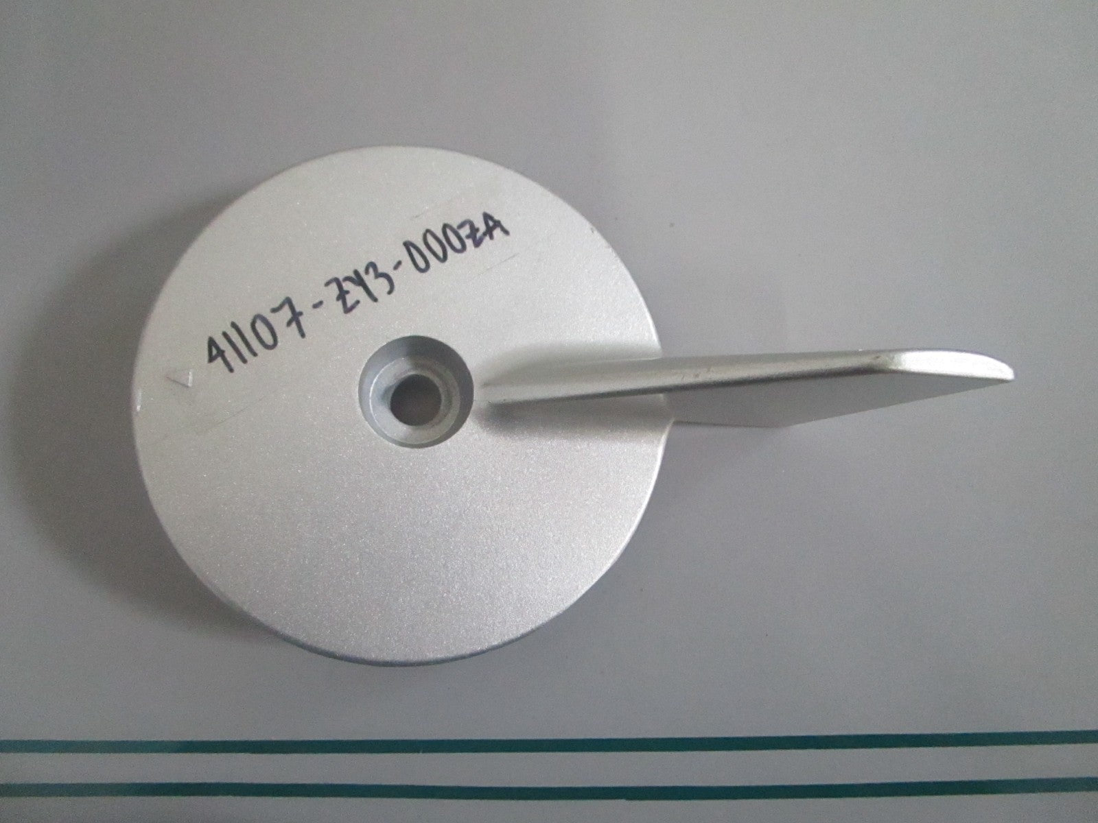 NEW OEM 41107-ZY3-000ZA Honda Anode 0820