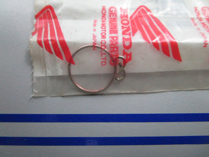 *NEW OEM* 0810 Honda Clip 15772-292-010