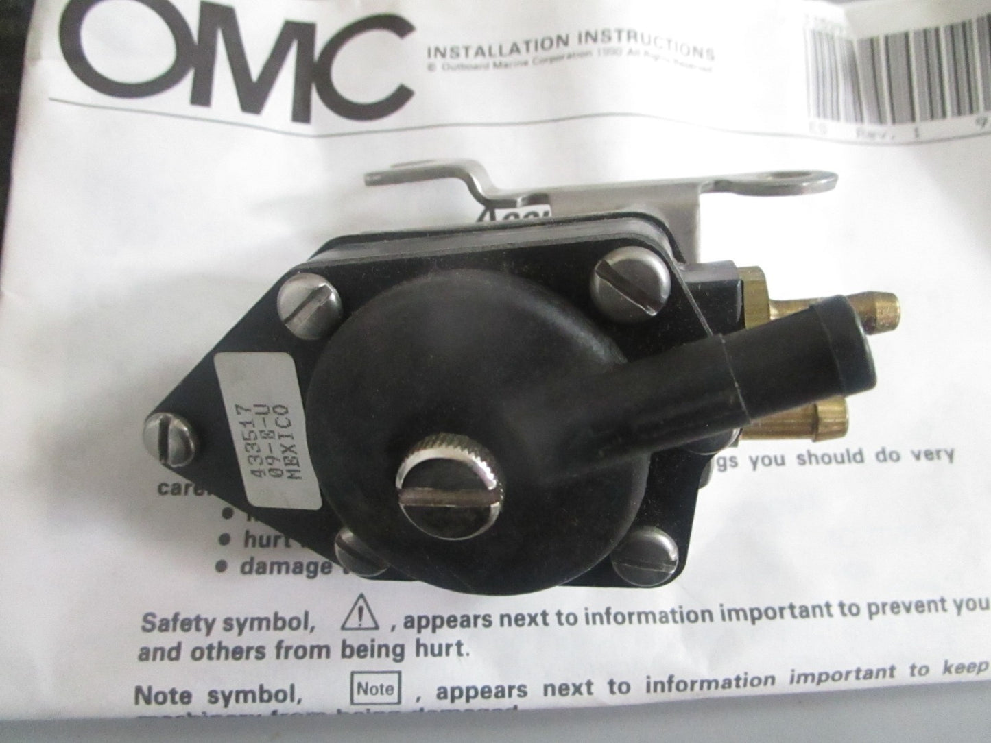 NEW OEM 431960 0431960 OMC Johnson Evinrude Fuel Pump Kit 0820