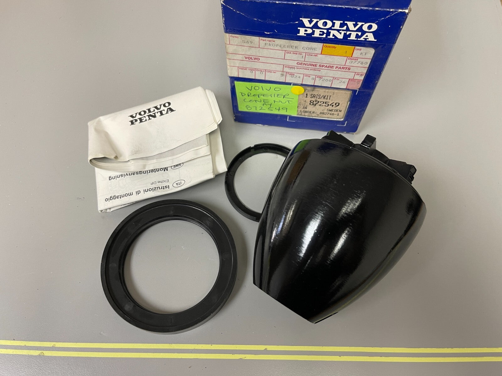 *NEW OEM* 0720 Volvo Penta Propeller Cone Nut Assembly 872549