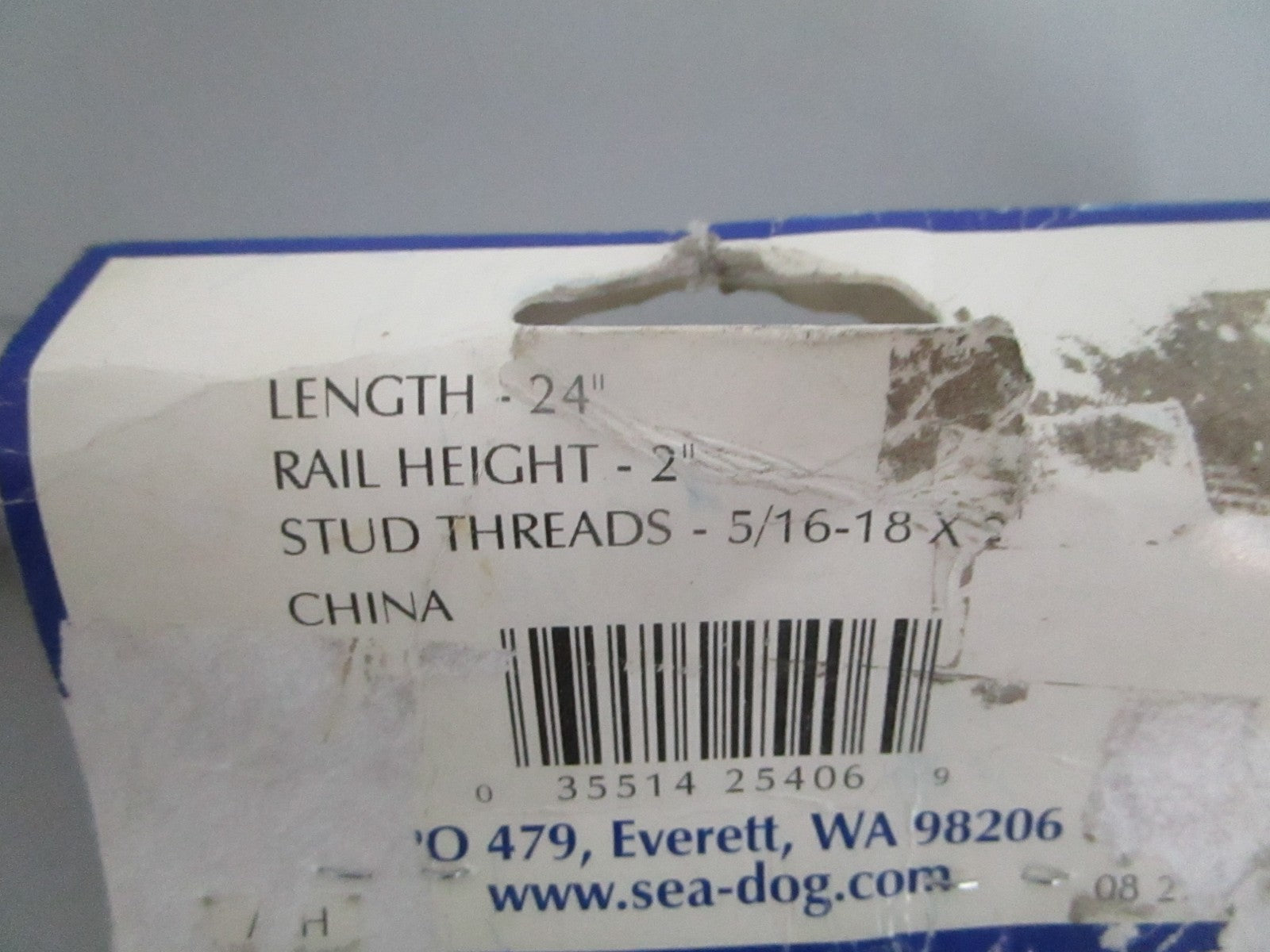 NEW OEM 254124-1 Sea-Dog Stud Mount Handrail 0820