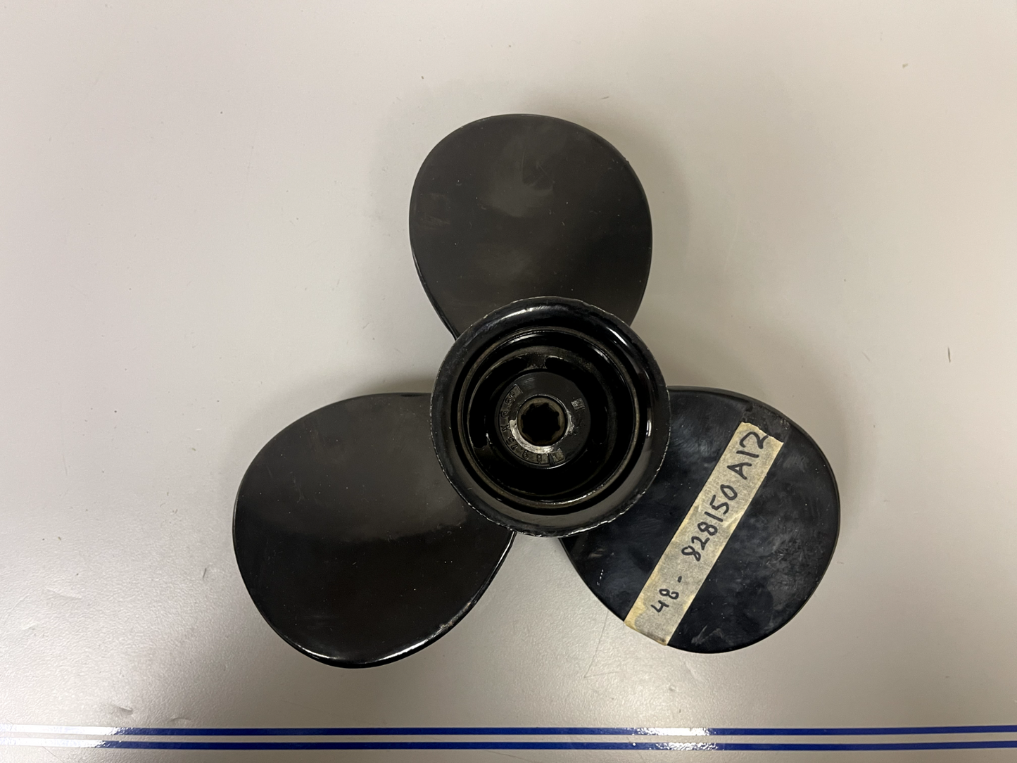 *NEW OEM* 0670 Mercury Quicksilver Propeller 48-828150A12