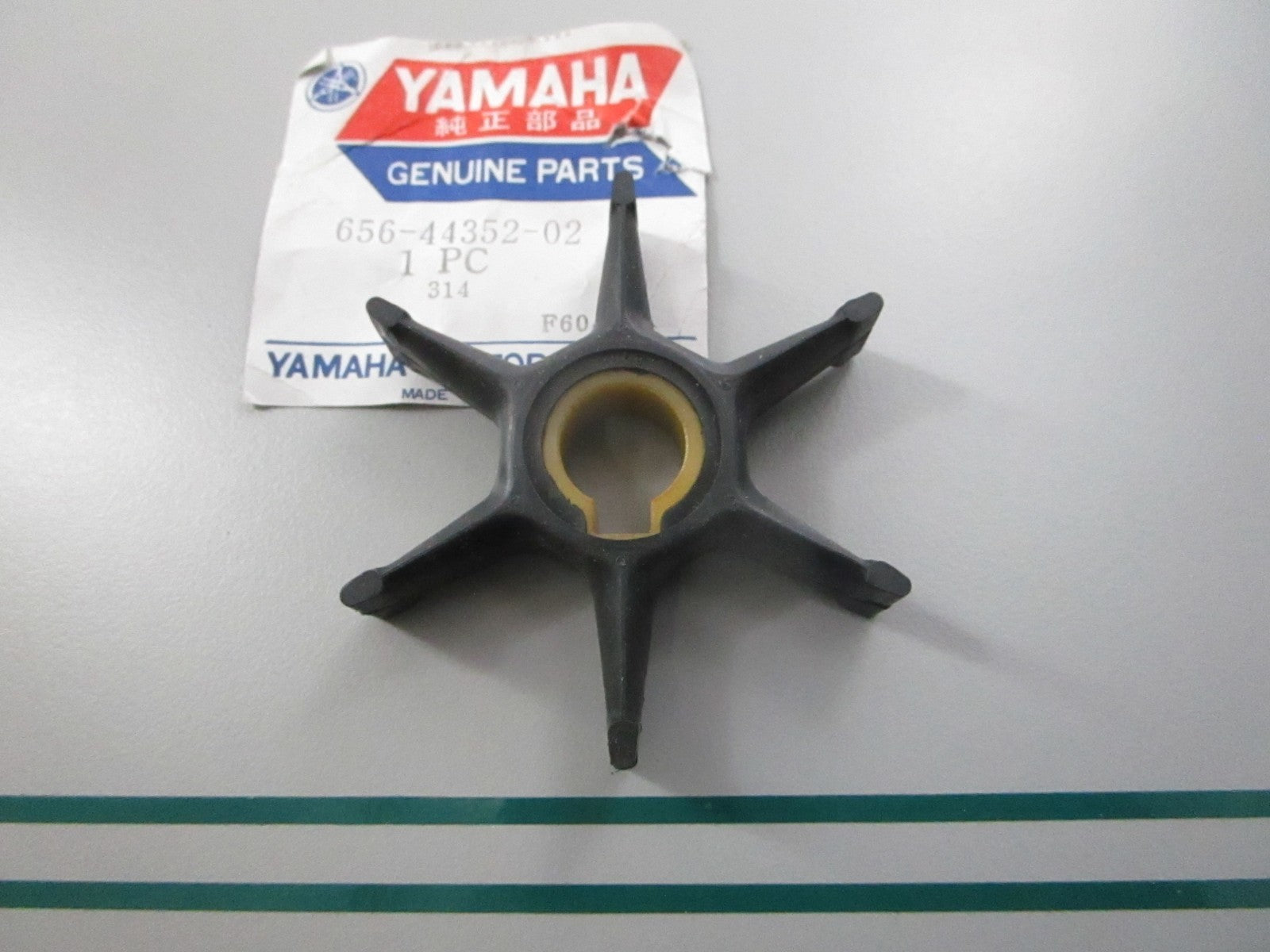 NEW OEM 656-44352-02-00 Yamaha Impeller 0810