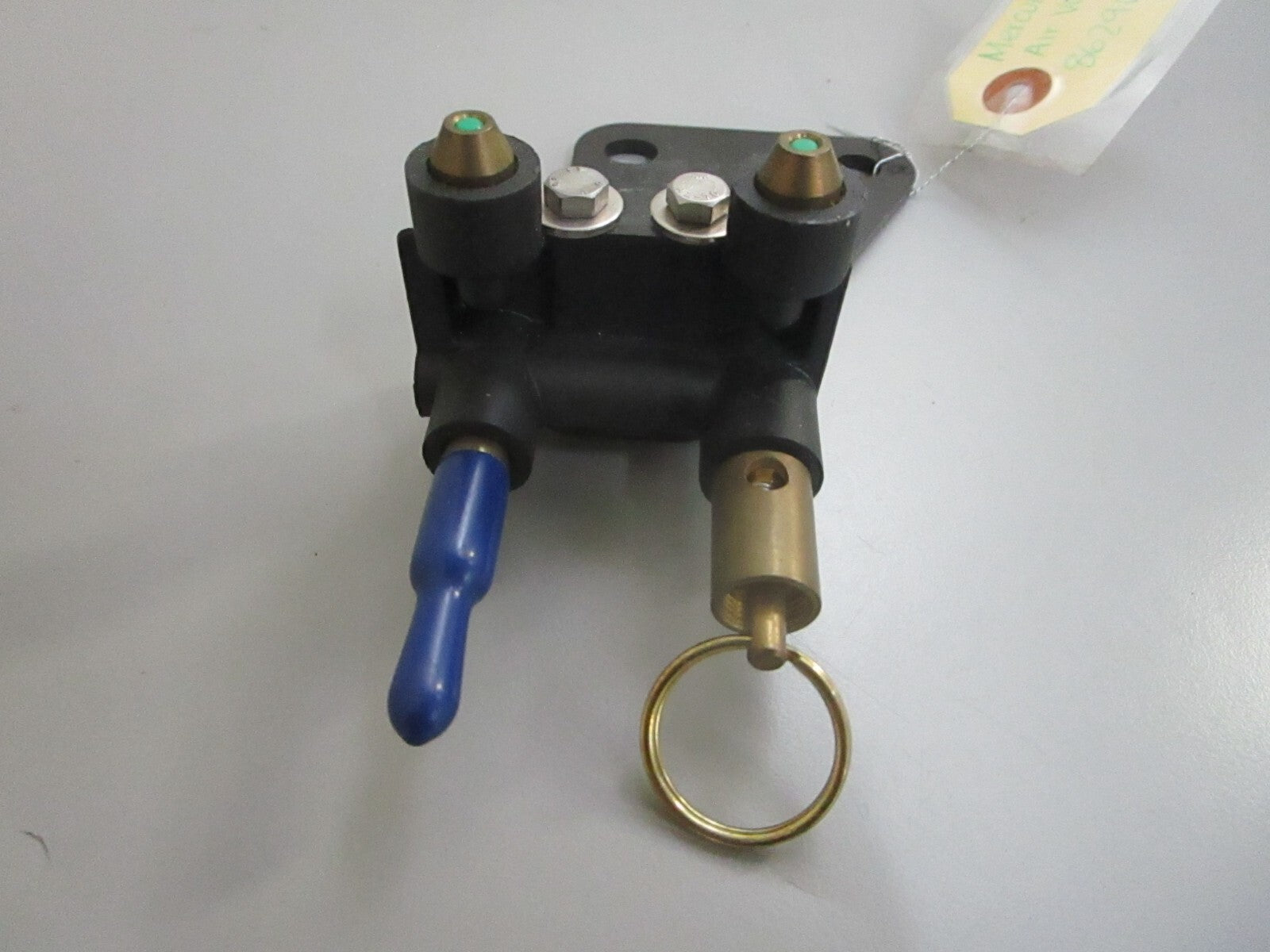 *NEW OEM* 0820 Mercury Quicksilver Air Valve Ay 862969A2