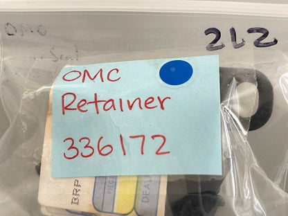 *NEW OEM* (LOT OF 2) 0810 OMC Johnson Evinrude Retainer 336172 0336172