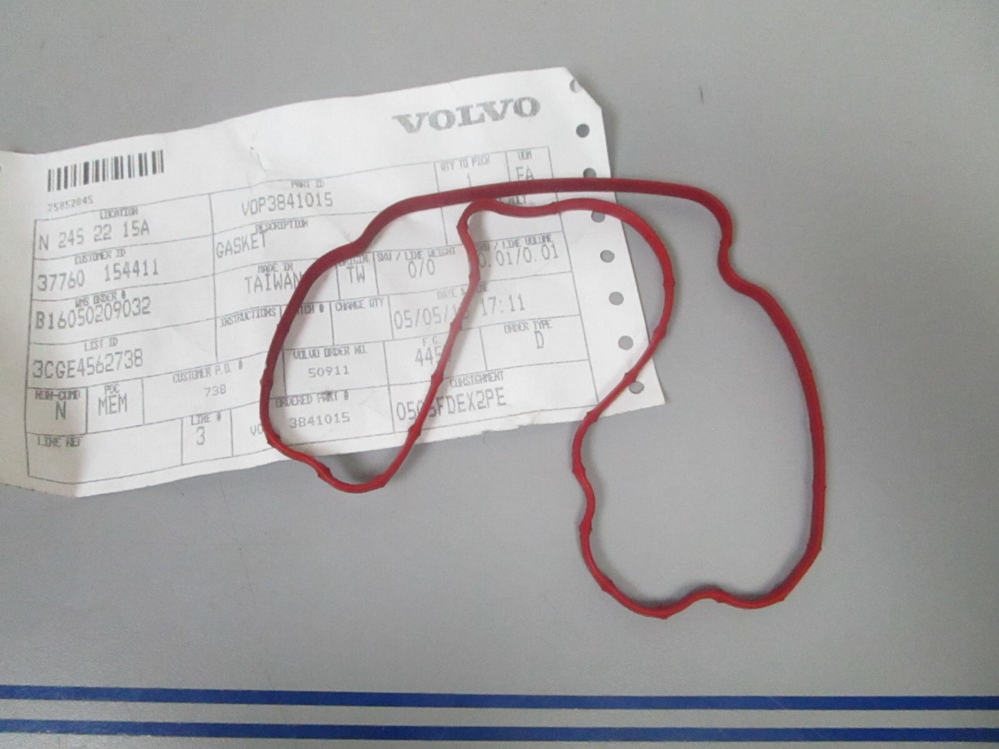 *NEW OEM* 0810 Volvo Penta Gasket 3841015