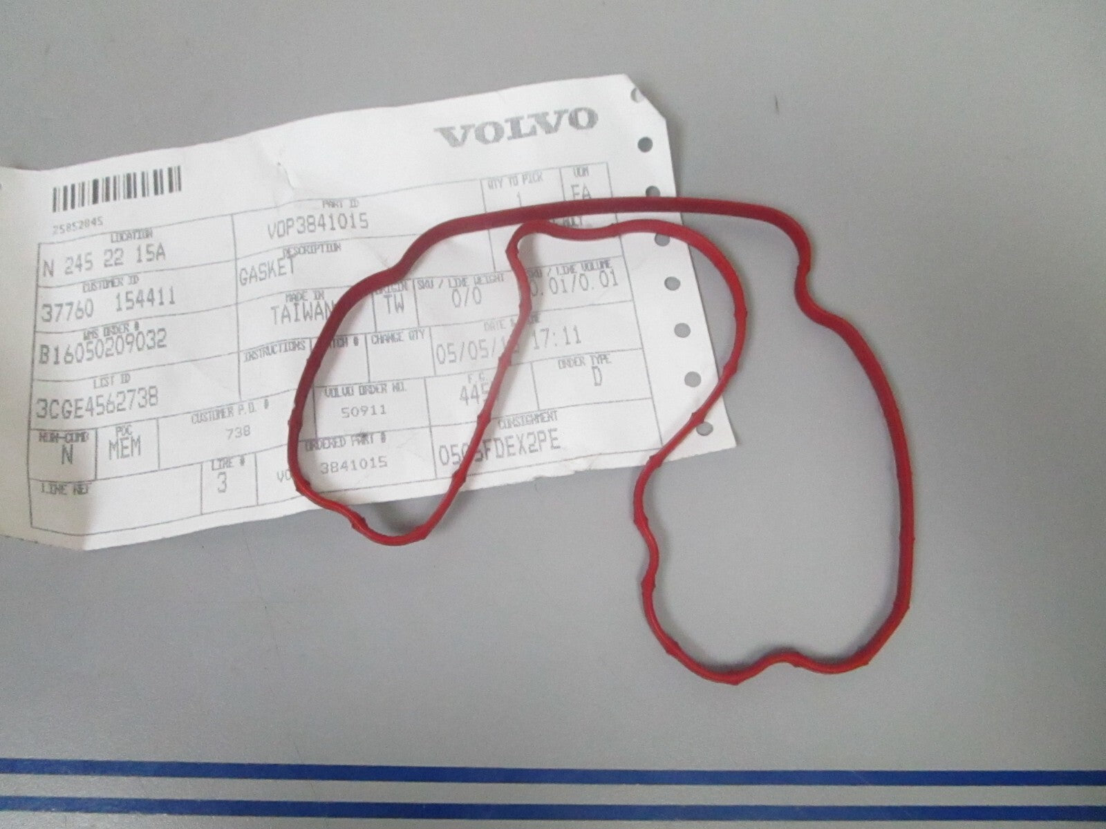 *NEW OEM* 0810 Volvo Penta Gasket 3841015